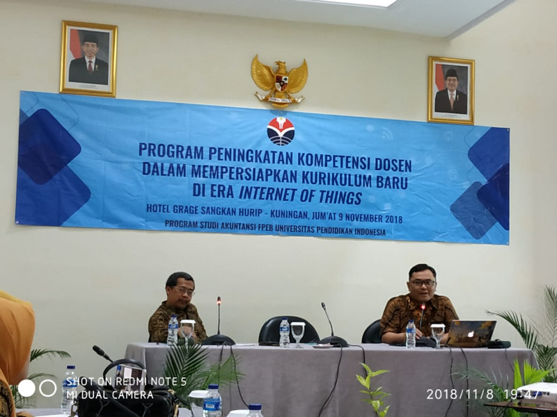Workshop Peningkatan Kompetensi Dosen : Kurikulum di Era Internet of Things